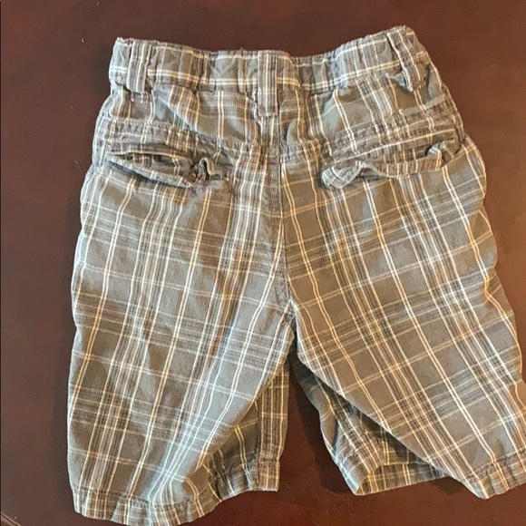 Kenneth Cole shorts - Picture 3 of 3